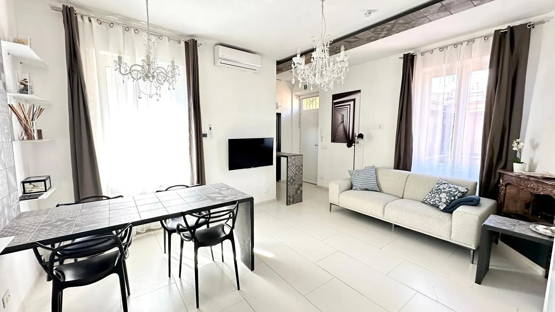 Domus Symmetrie Apartment Rome